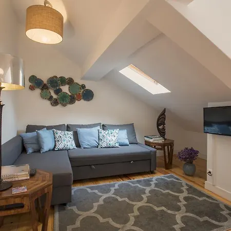 Apartmán Portuguese Living Flowers Square